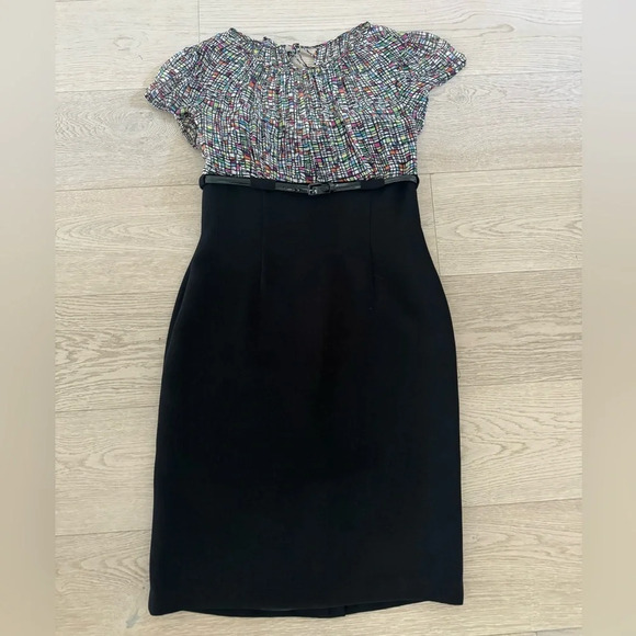 Tahari size 6 belted dress - Picture 6 of 9